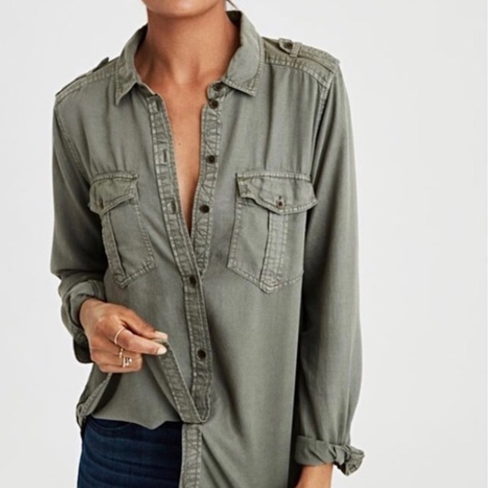 American Eagle Boyfriend Fit Army Green Shirt Sz M